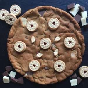 Jammy Dodger fully loaded giant cookie